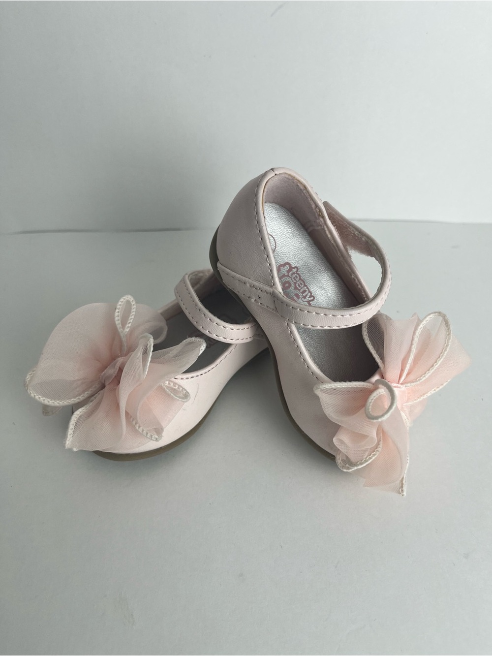 Teeny Toes- Baby Girl Pink Bow Mary Jane Style Dress Shoes - Size 2